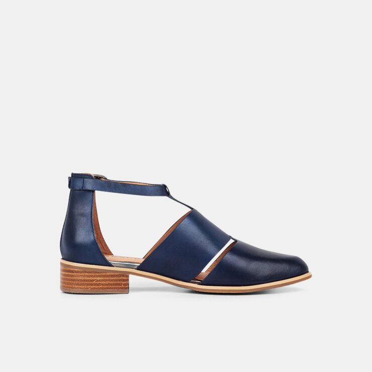 Anna-brands-ULTRA SHOES