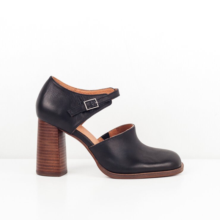 Jisco-brands-ULTRA SHOES