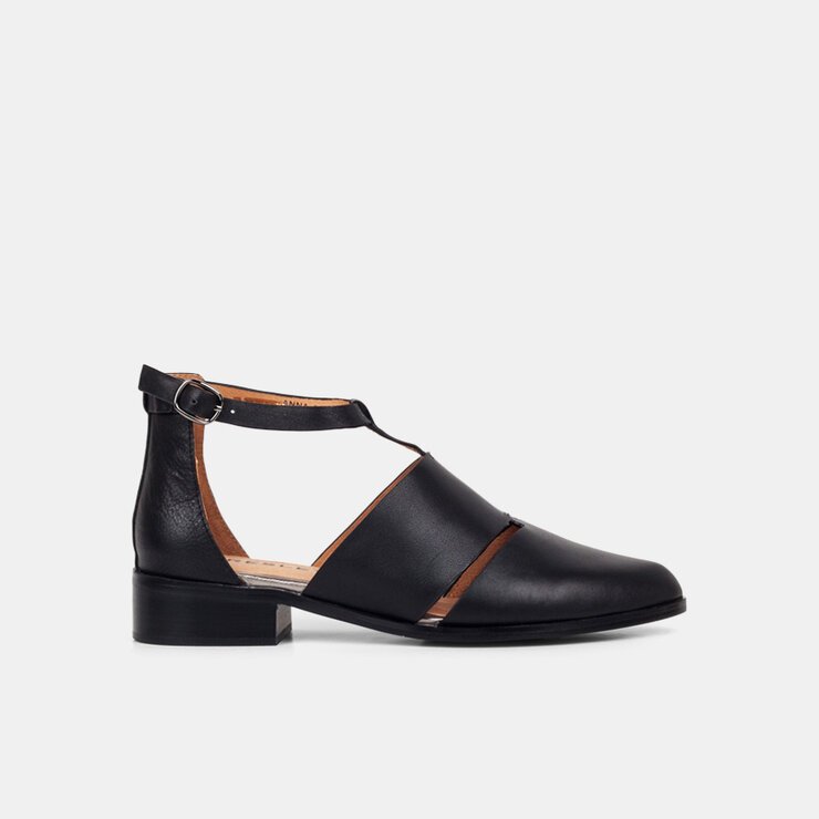 Anna-brands-ULTRA SHOES