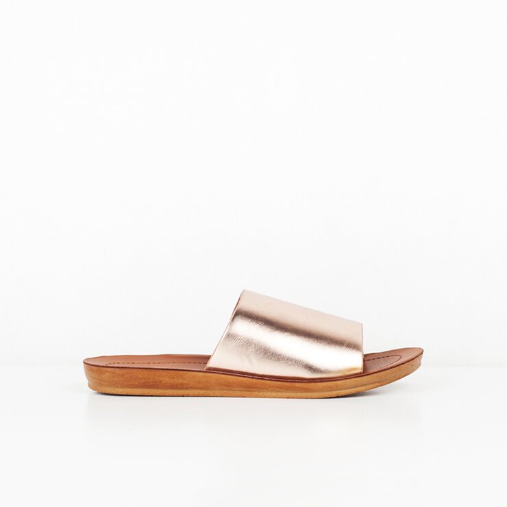 Kes-brands-ULTRA SHOES