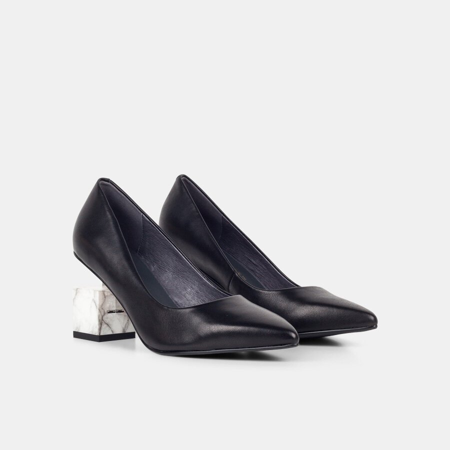 united nude cube pump