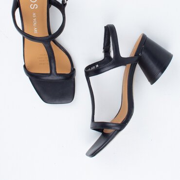Petras Heeled Sandal
