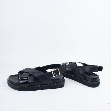 Rylie Sandal