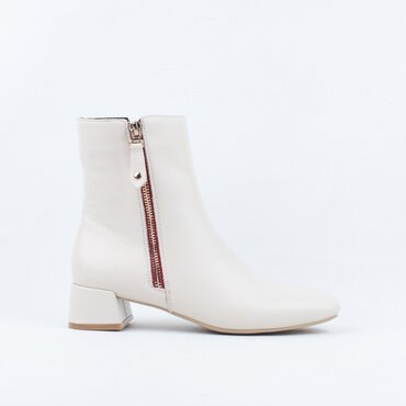 Wander Ankle Boot