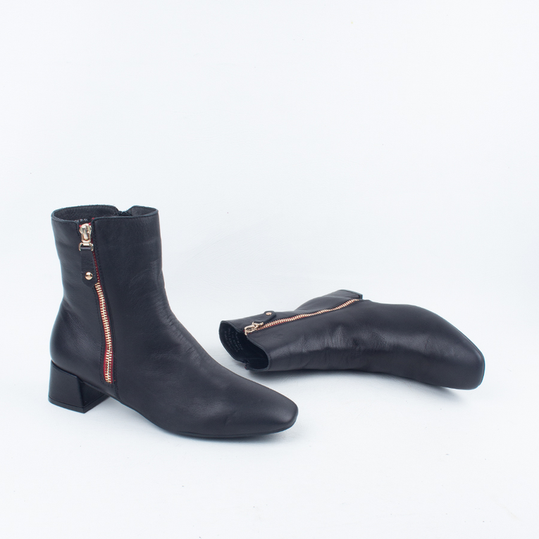 Wander Ankle Boot