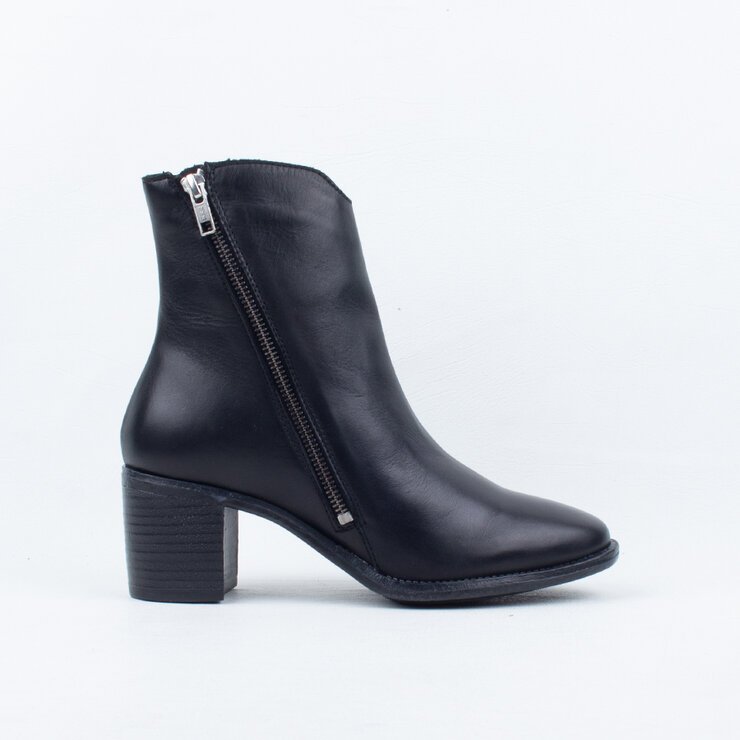 Seraphin Ankle Boot-brands-ULTRA SHOES