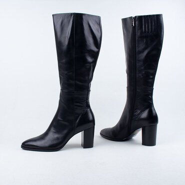 Allouta Knee Boot