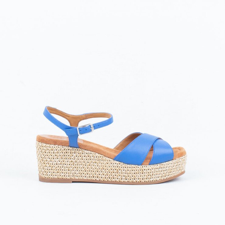 Unisa hayzi hotsell espadrille wedge sandal
