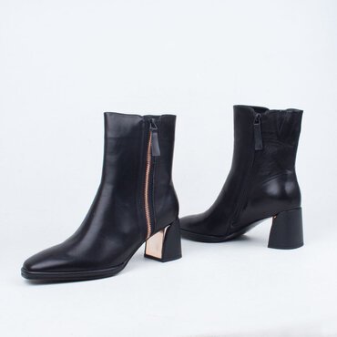 Sahari Ankle Boot