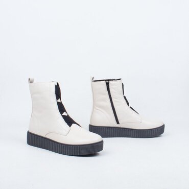 Date Boot