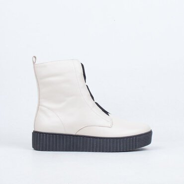 Date Boot