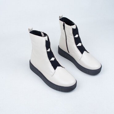 Date Boot