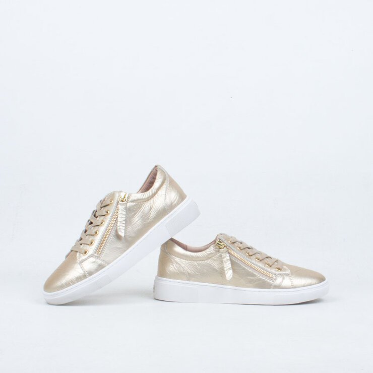 Guess Sneaker-brands-ULTRA SHOES