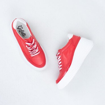 Step Up Sneaker