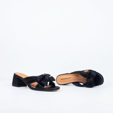Aniston Heeled Slide