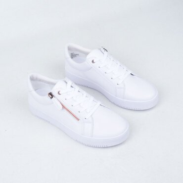 Virtue Sneaker