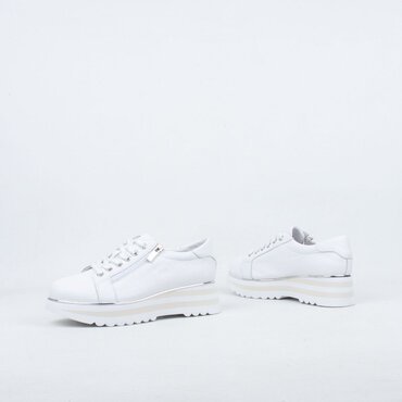 Eammes Sneaker