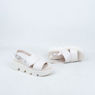 Kaily Sandal